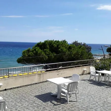 Frontline Beach * Laigueglia