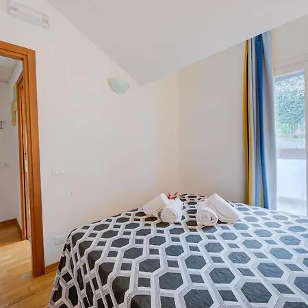 Apartment Frontline Beach Laigueglia