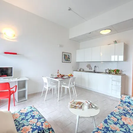 Frontline Beach Apartment