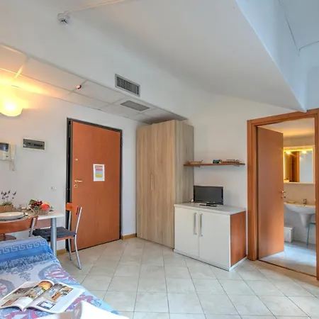 Frontline Beach Apartment