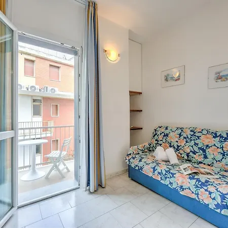 Apartment Frontline Beach *